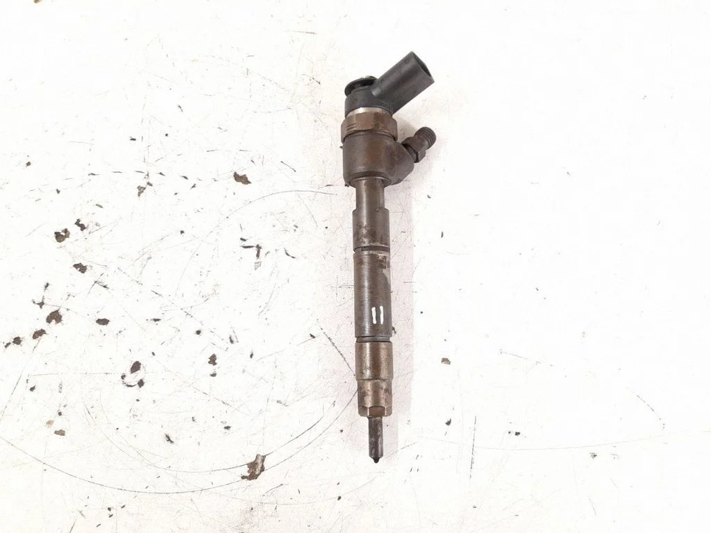 Fuel injector