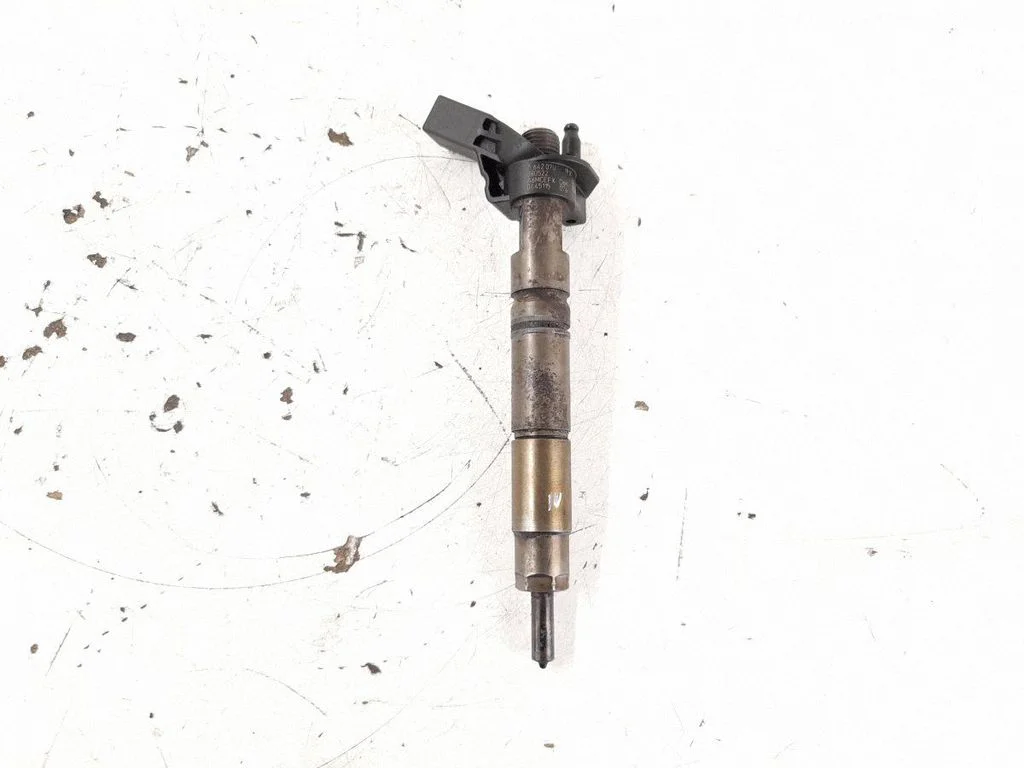 Fuel injector