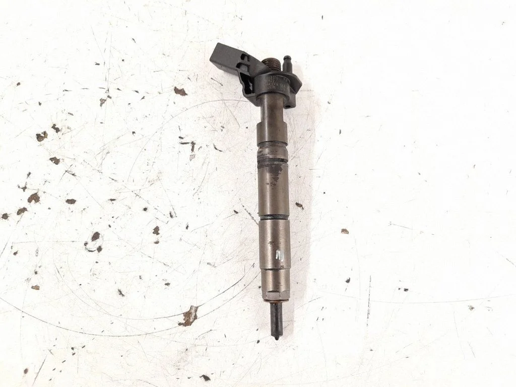 Fuel injector