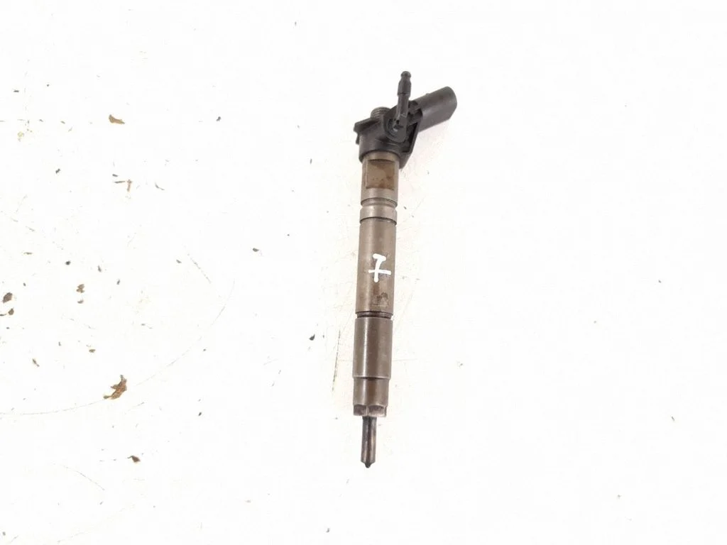 Fuel injector