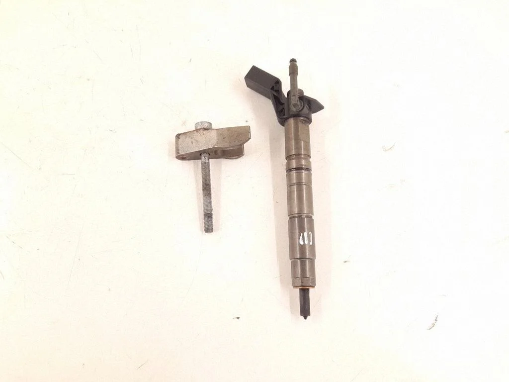 Fuel injector