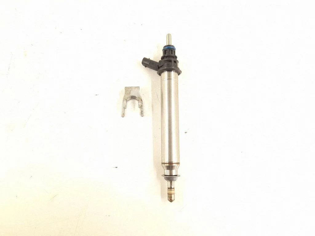 Fuel injector