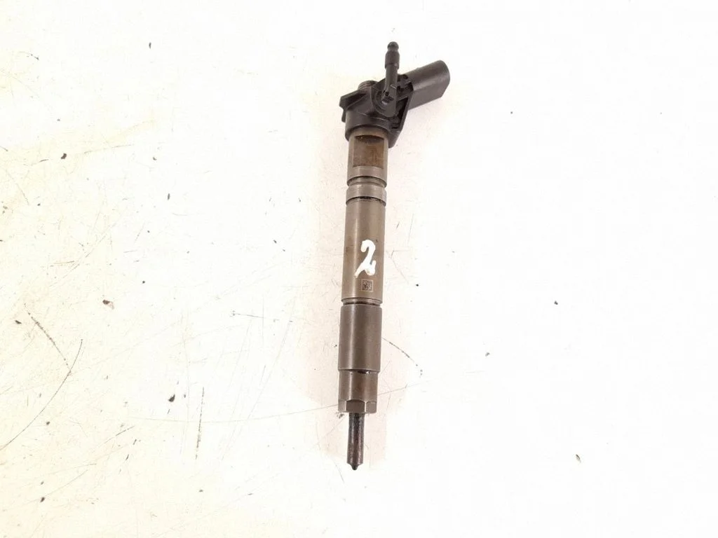 Fuel injector