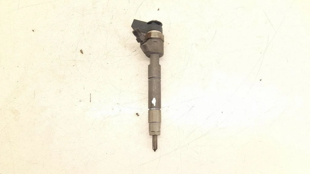 Fuel injector 6400700787