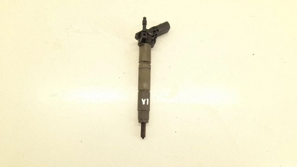 Fuel injector