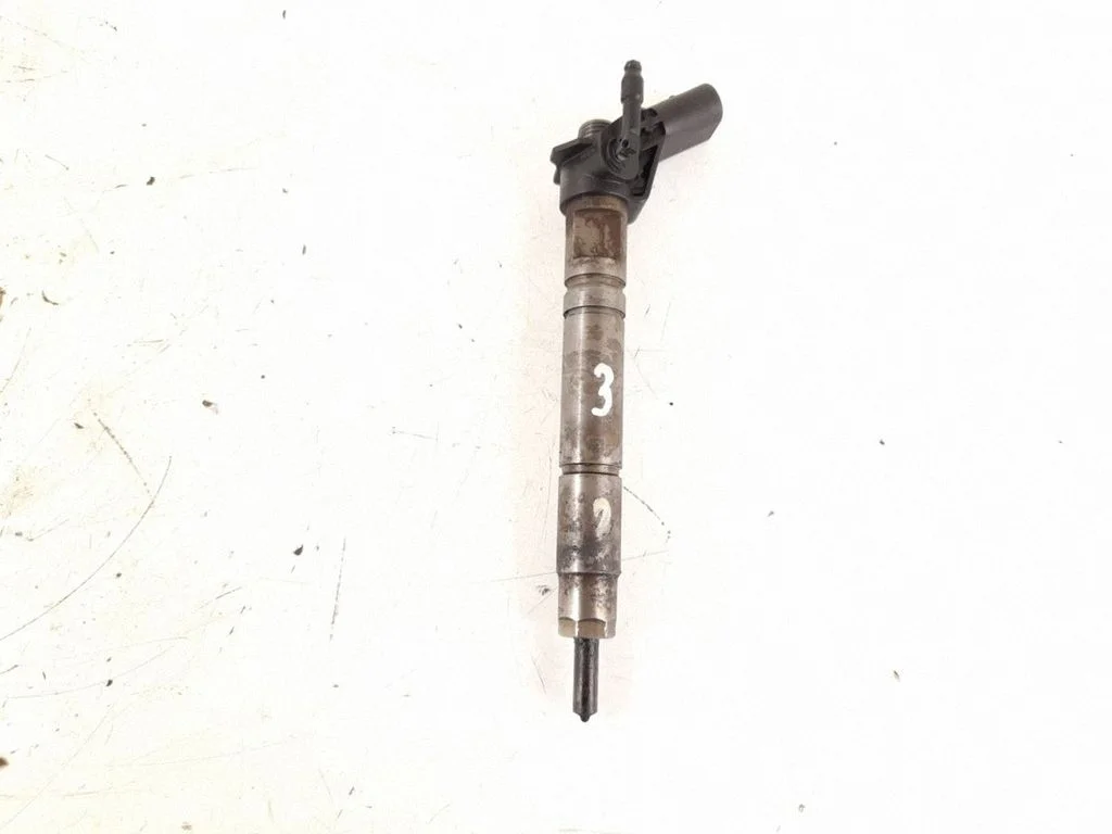 Fuel injector