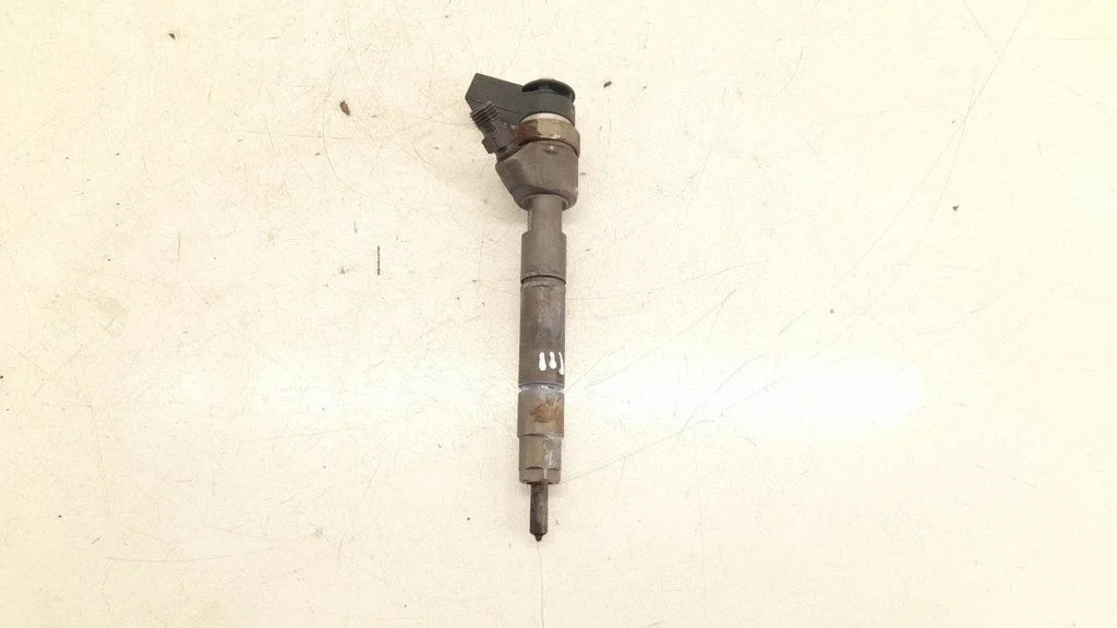 Fuel injector