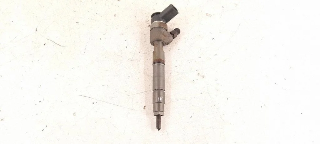 Sprausla (-as) (inžektors (-i))