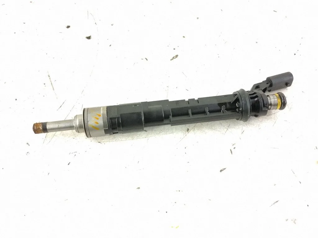 Fuel injector