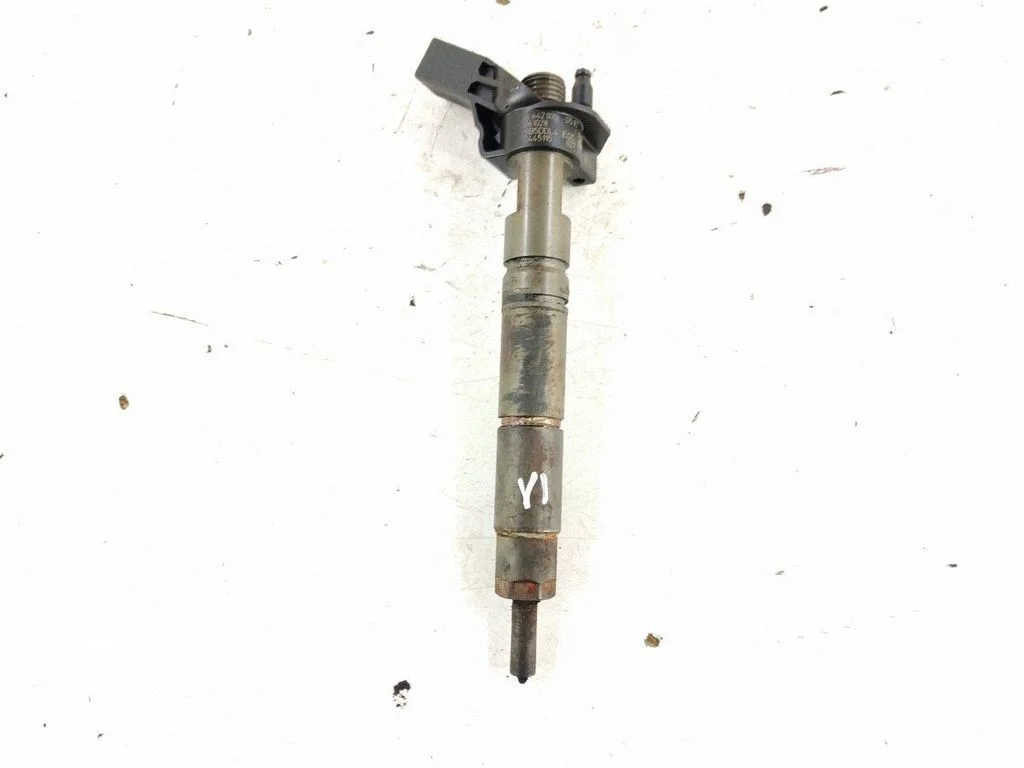 Fuel injector