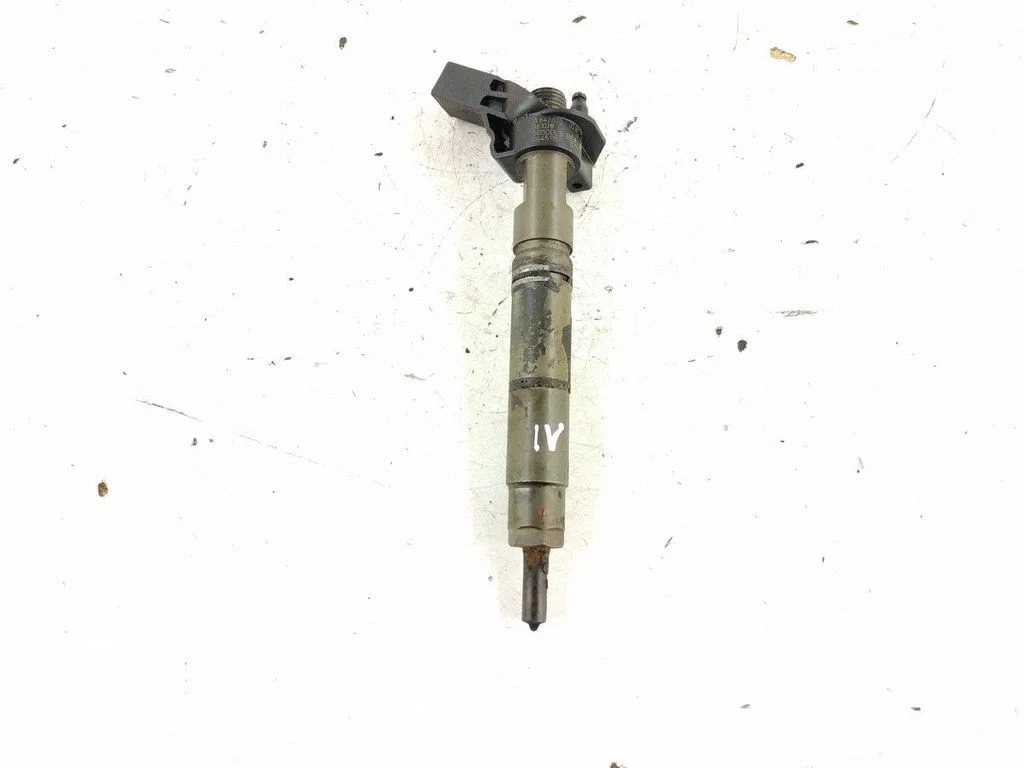 Fuel injector