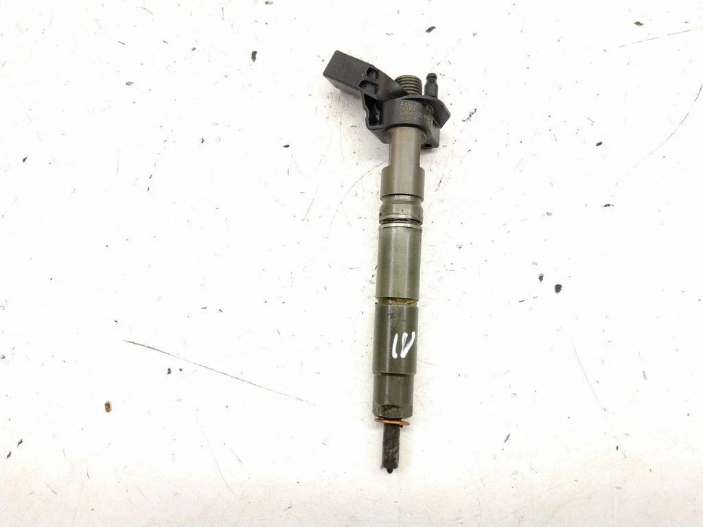 Fuel injector
