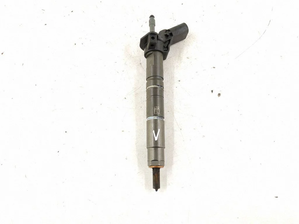Fuel injector