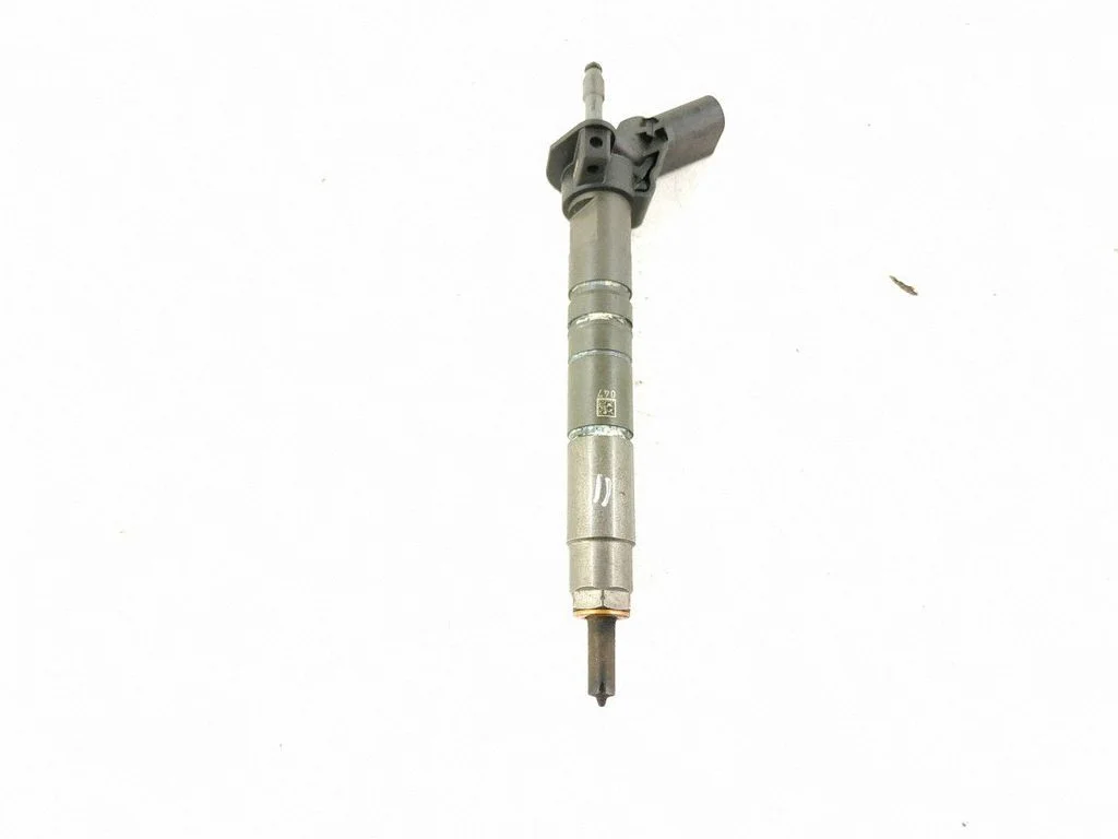 Fuel injector