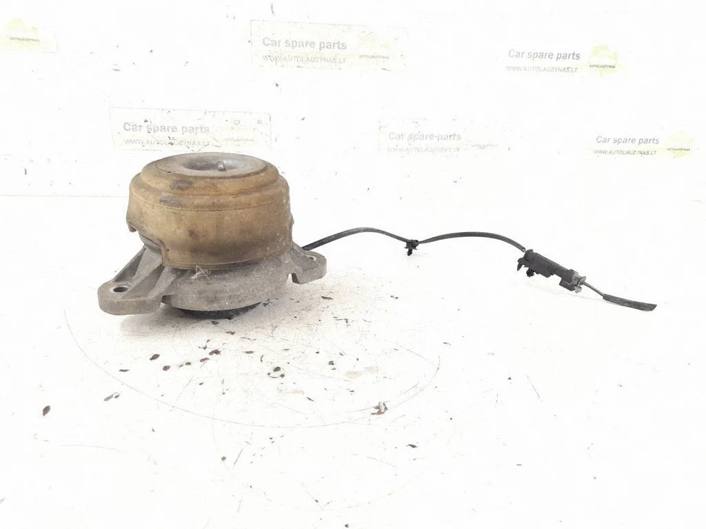 Engine mount bracket – right