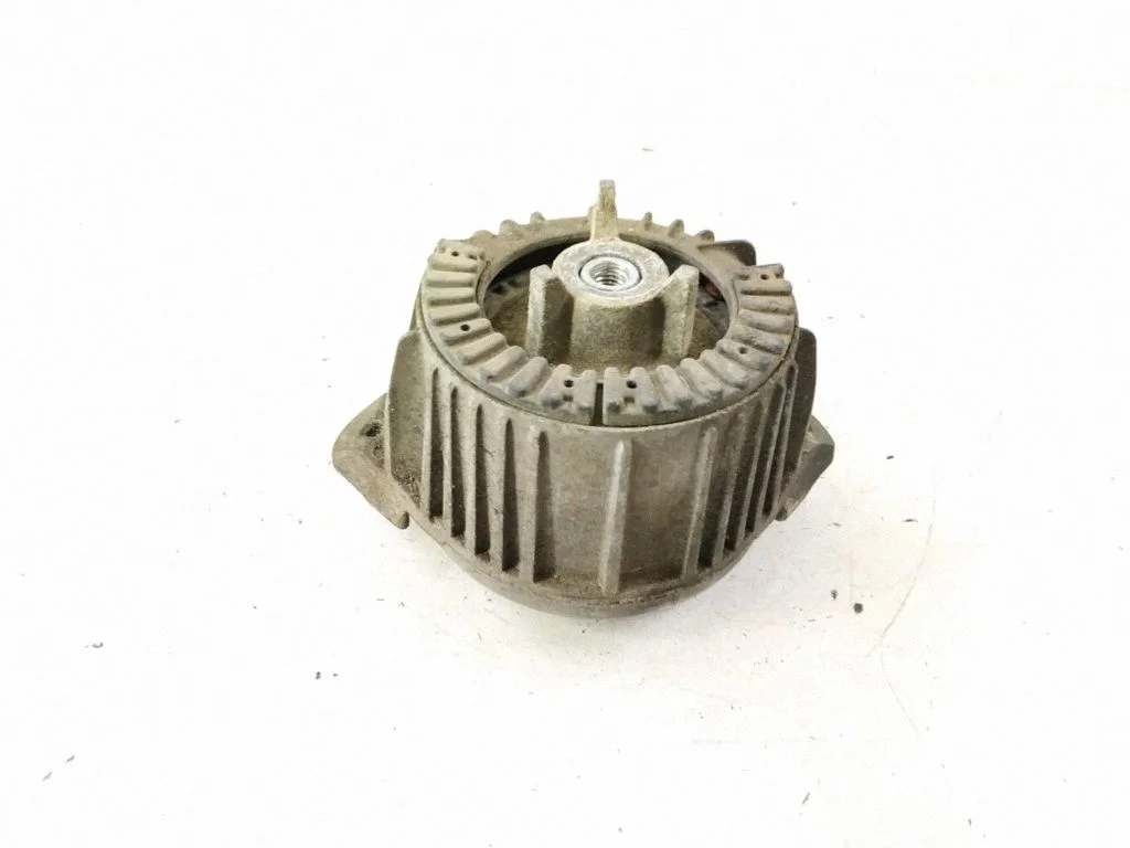 Engine mount bracket – left