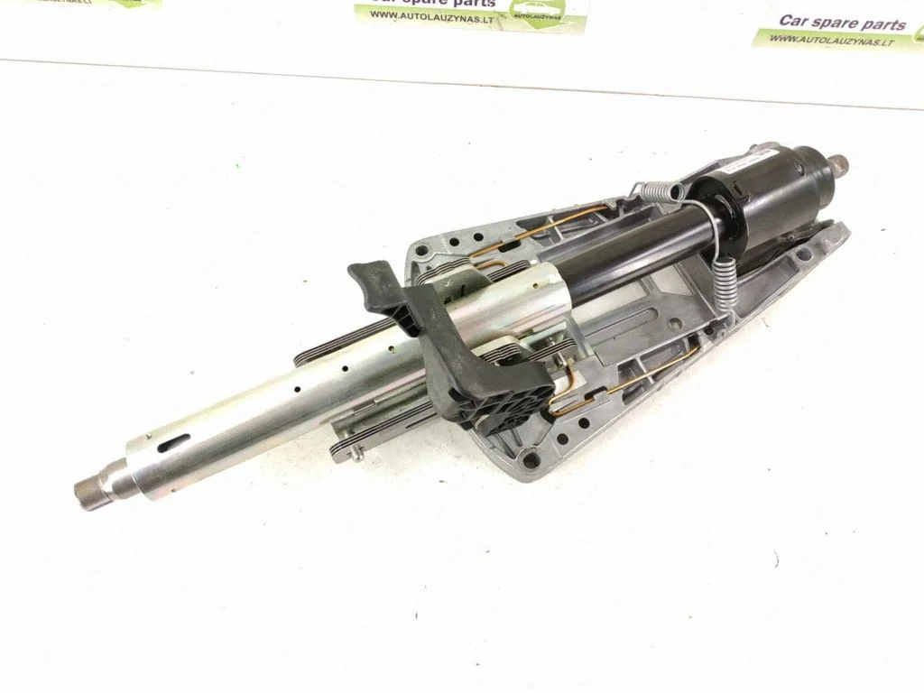 Steering wheel axle – Mercedes-Benz C-Class AMG W204 (2007-2014)