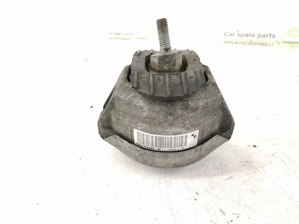 Engine mount bracket – right
