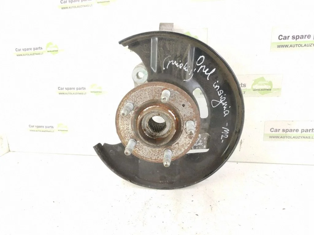 Front wheel hub – front left