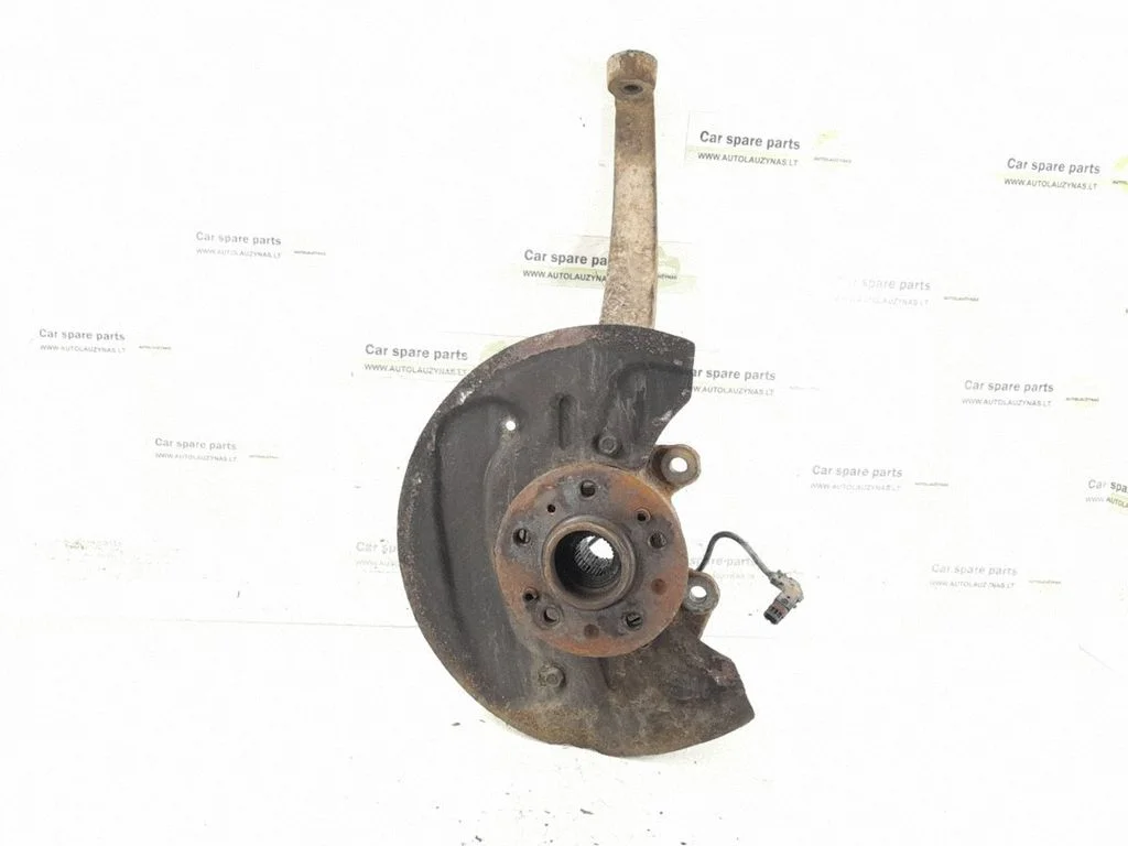 Front wheel hub – front left