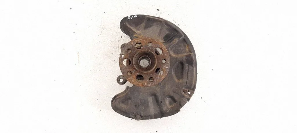 Front wheel hub – front right