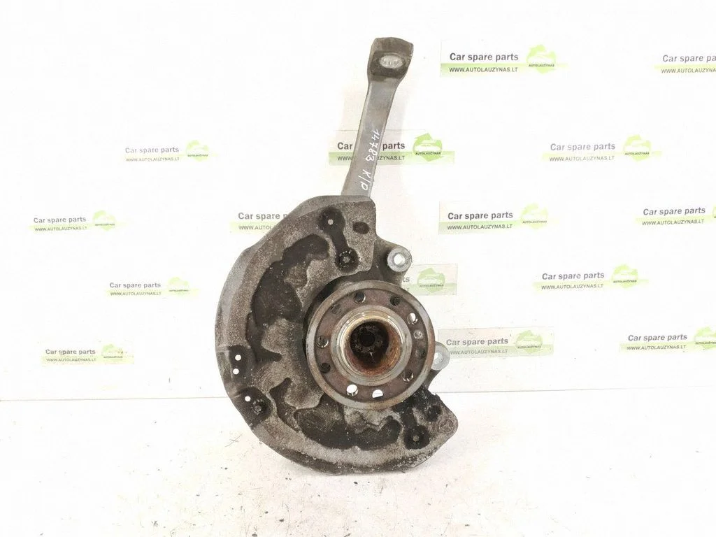 Front wheel hub – front left