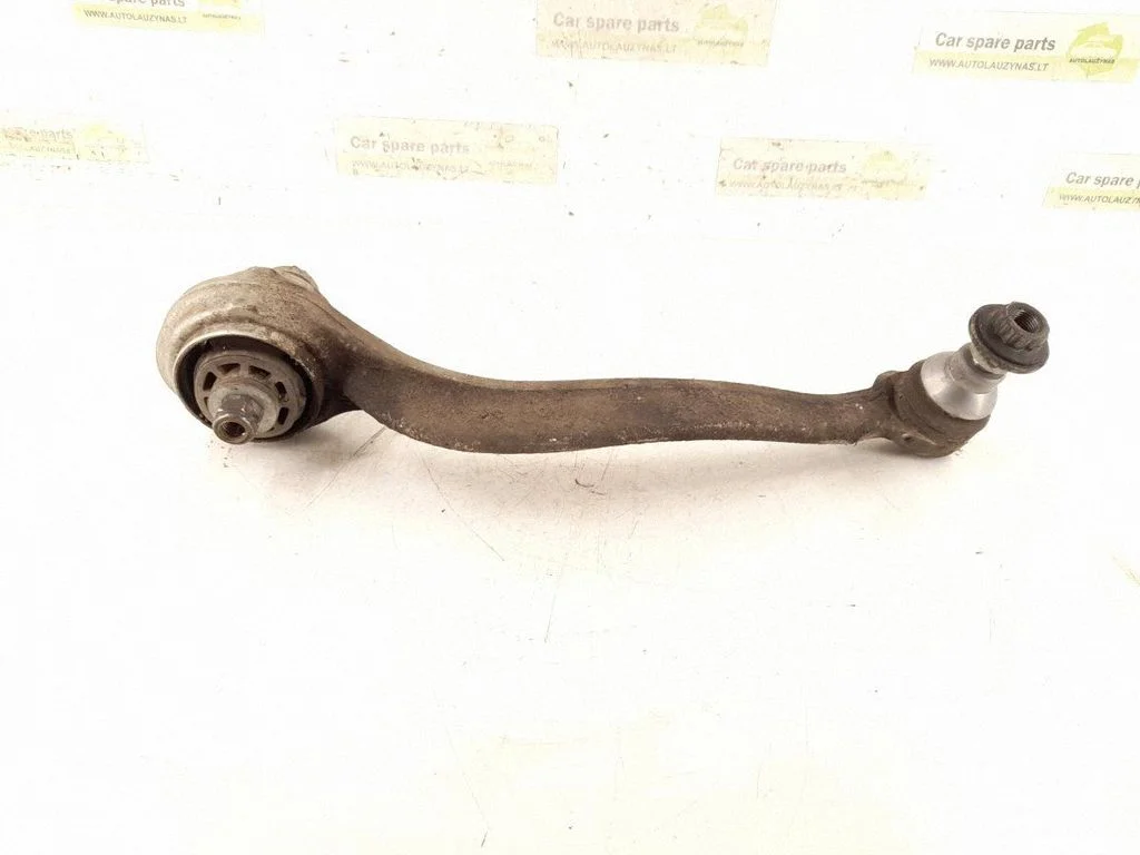 Front control arm – right