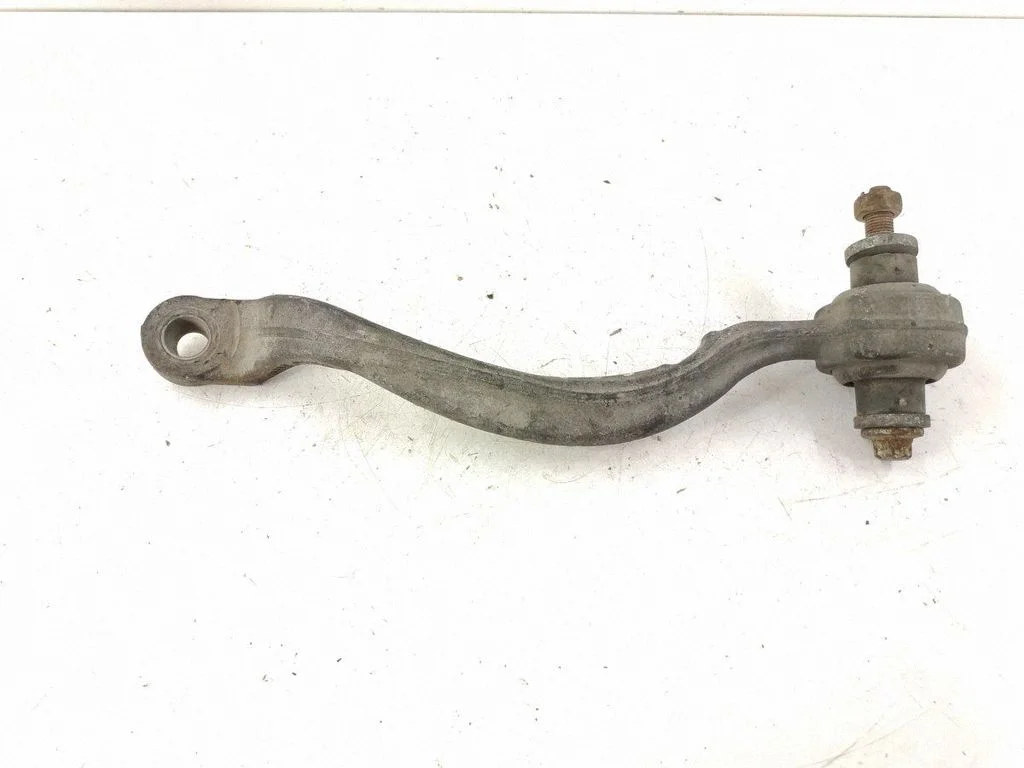 Front control arm – right