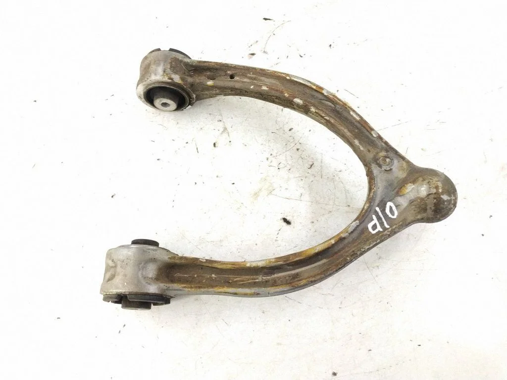 Front control arm – right