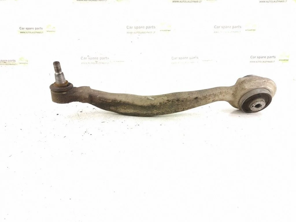 Front control arm – right