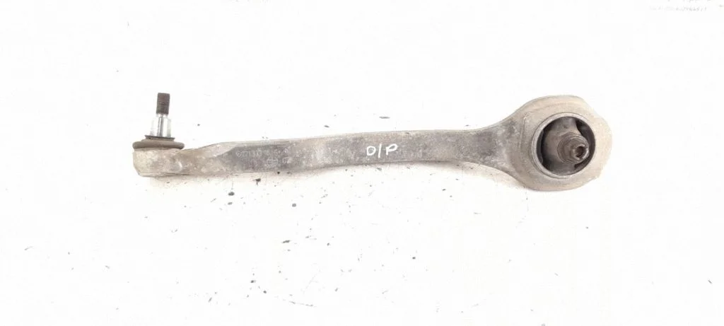 Front control arm – right
