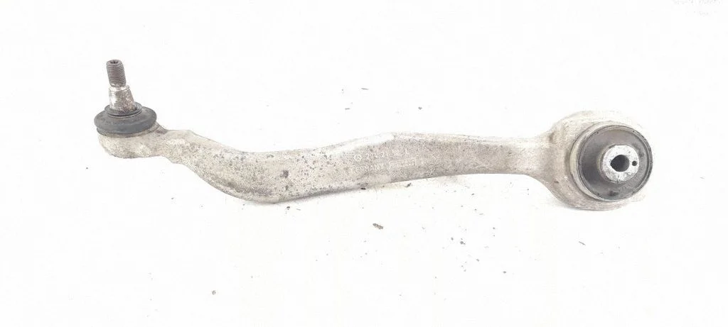 Front control arm – left