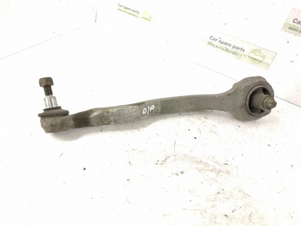 Front control arm – right