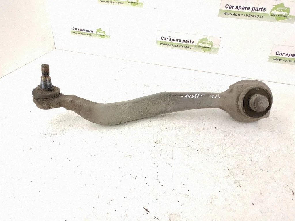 Front control arm – left