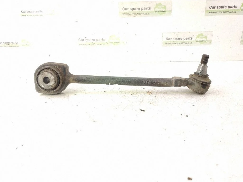 Front control arm – right