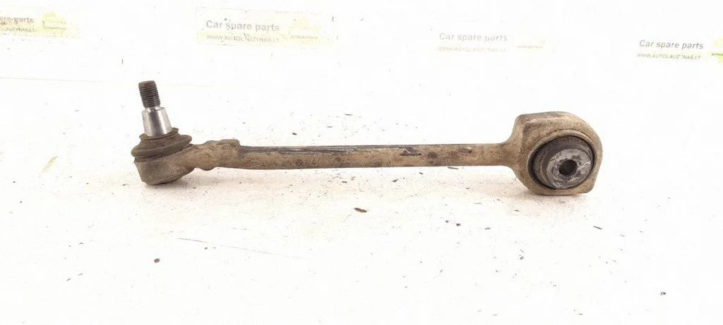 Front control arm – right