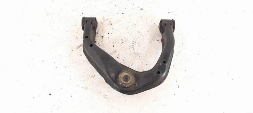 Front control arm – right