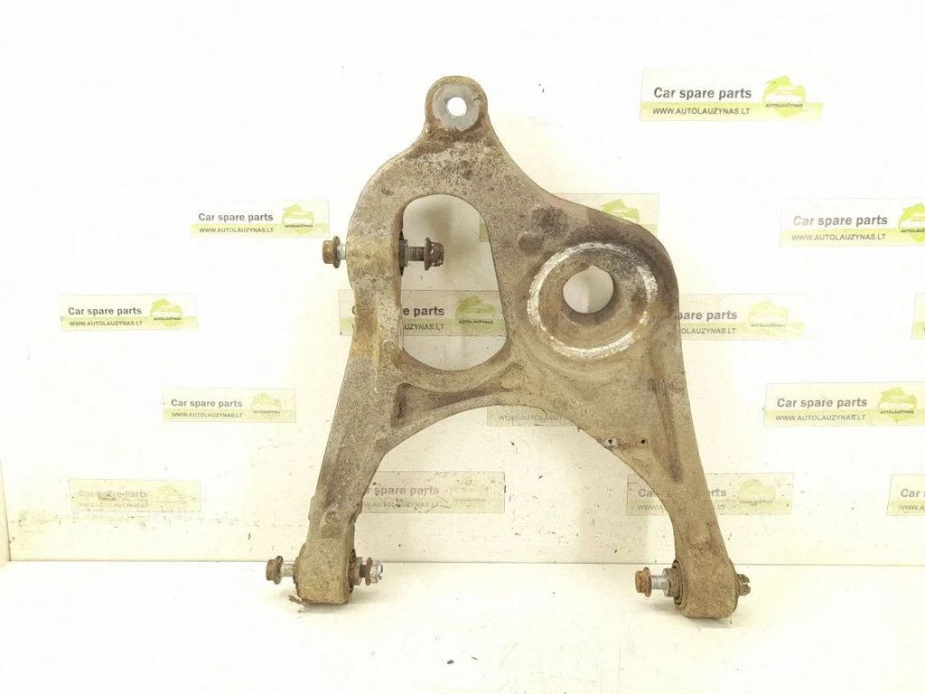 Rear control arm – left