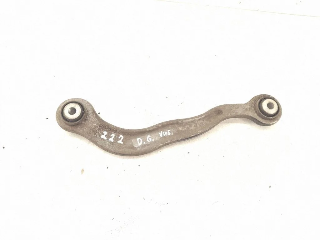 Rear control arm – right