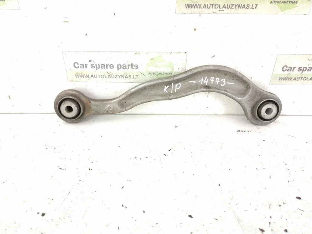 Rear control arm – left