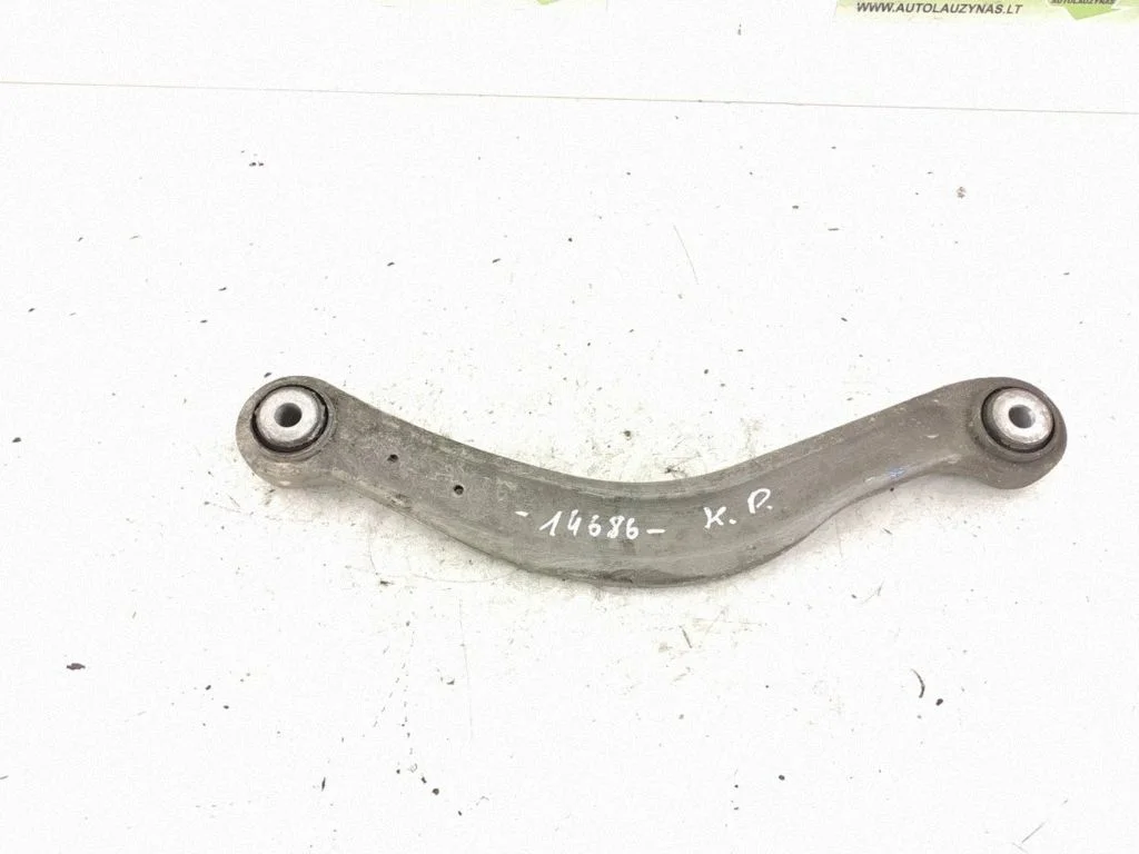 Rear control arm – left