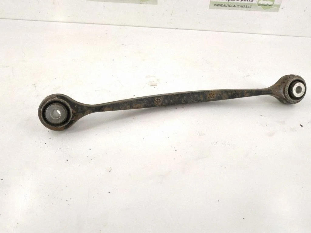 Rear control arm – left