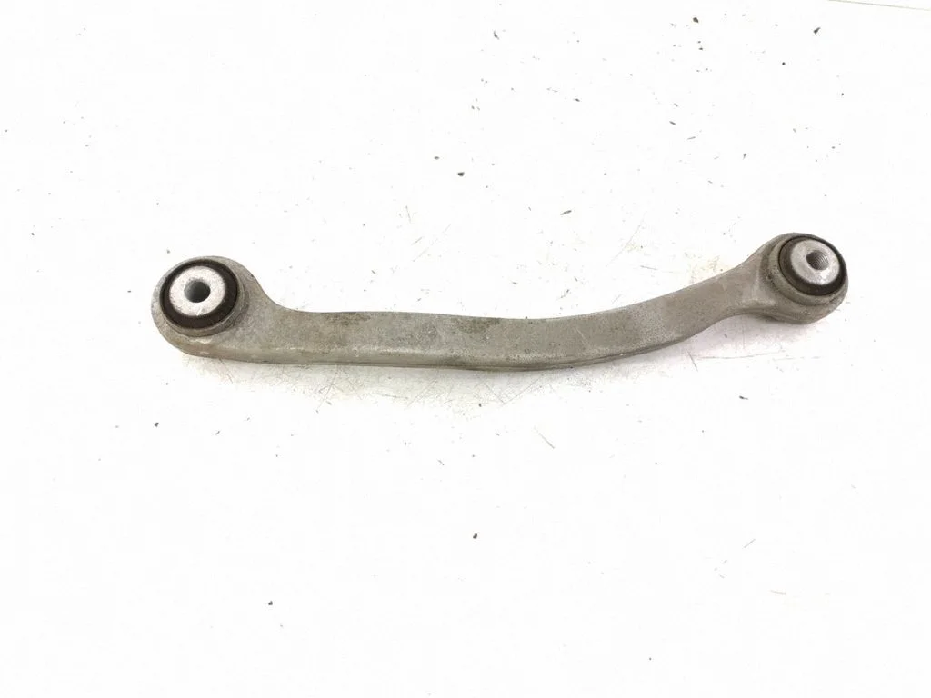 Rear control arm – left
