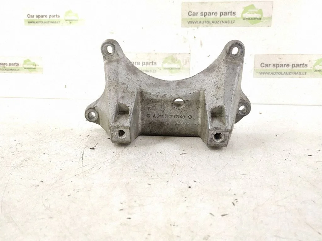 Gearbox mounting bracket DALISID2638