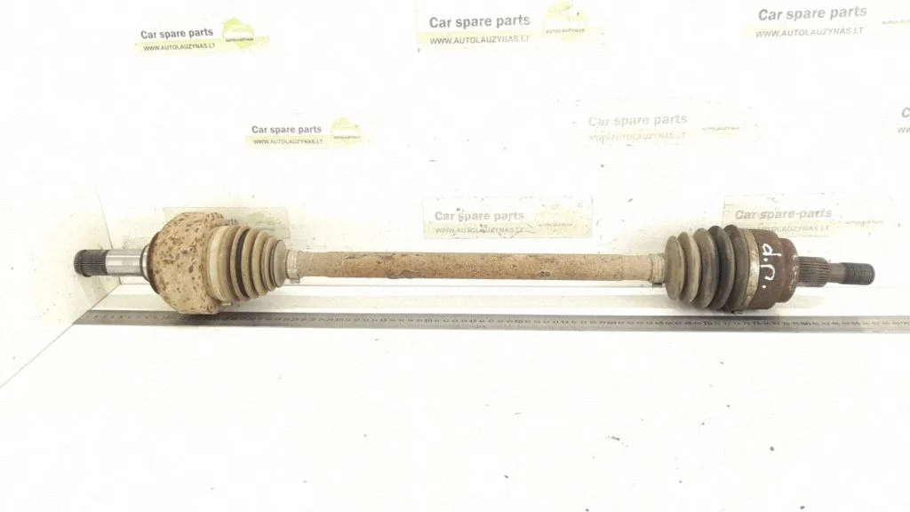 Rear driveshaft – rear right
