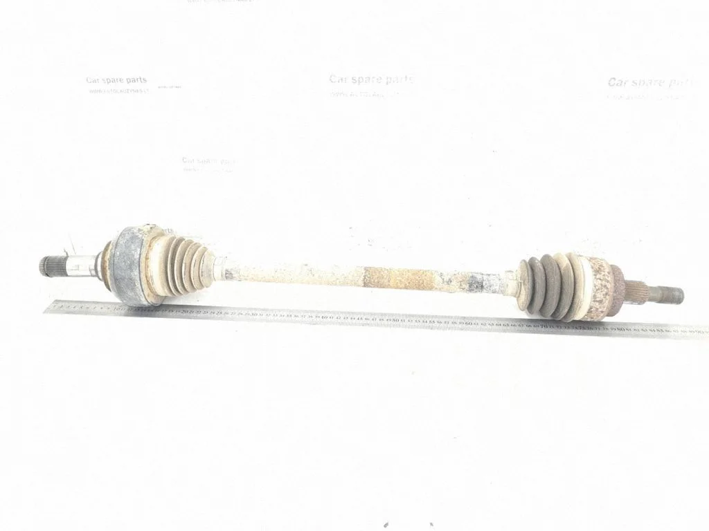 Rear driveshaft – rear right