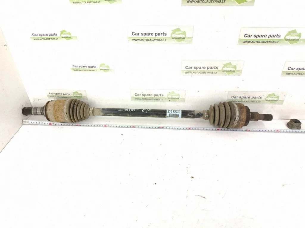 Rear driveshaft – rear left