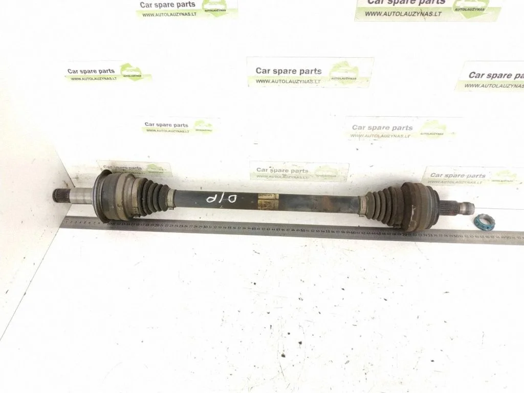 Rear driveshaft – rear right