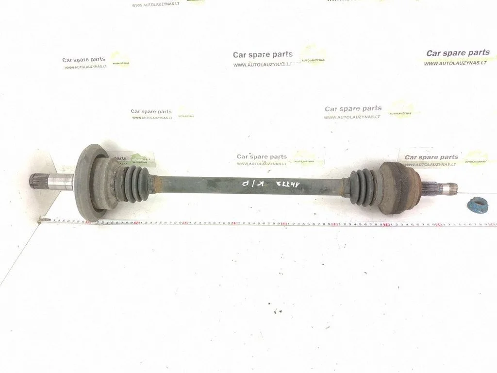 Rear driveshaft – rear left