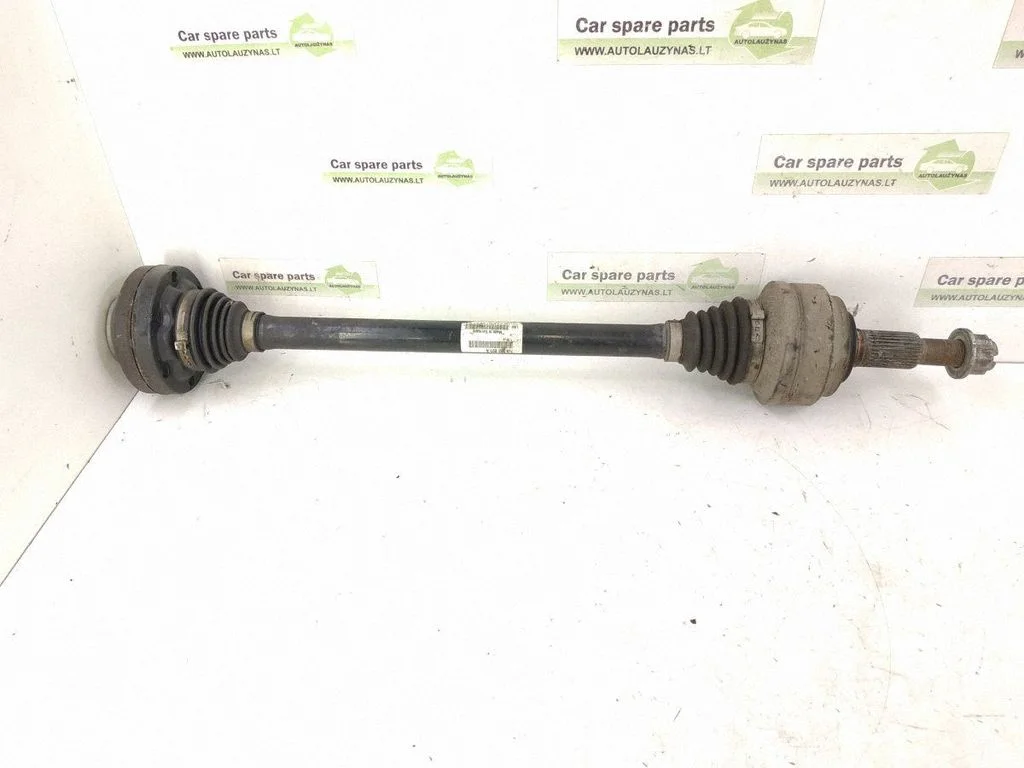 Rear driveshaft – rear right